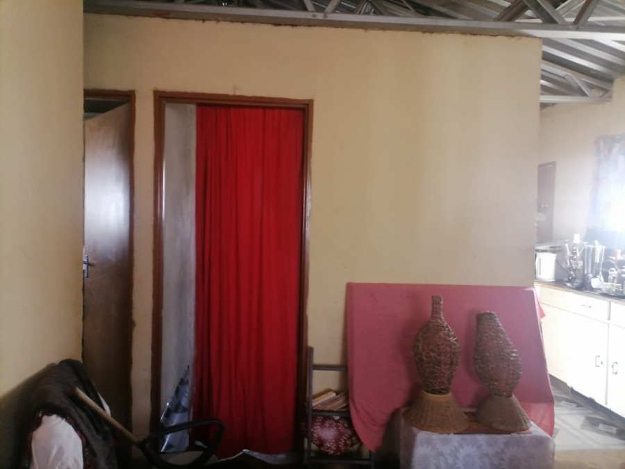 2 Bedroom Property for Sale in Bloemside 4 Free State
